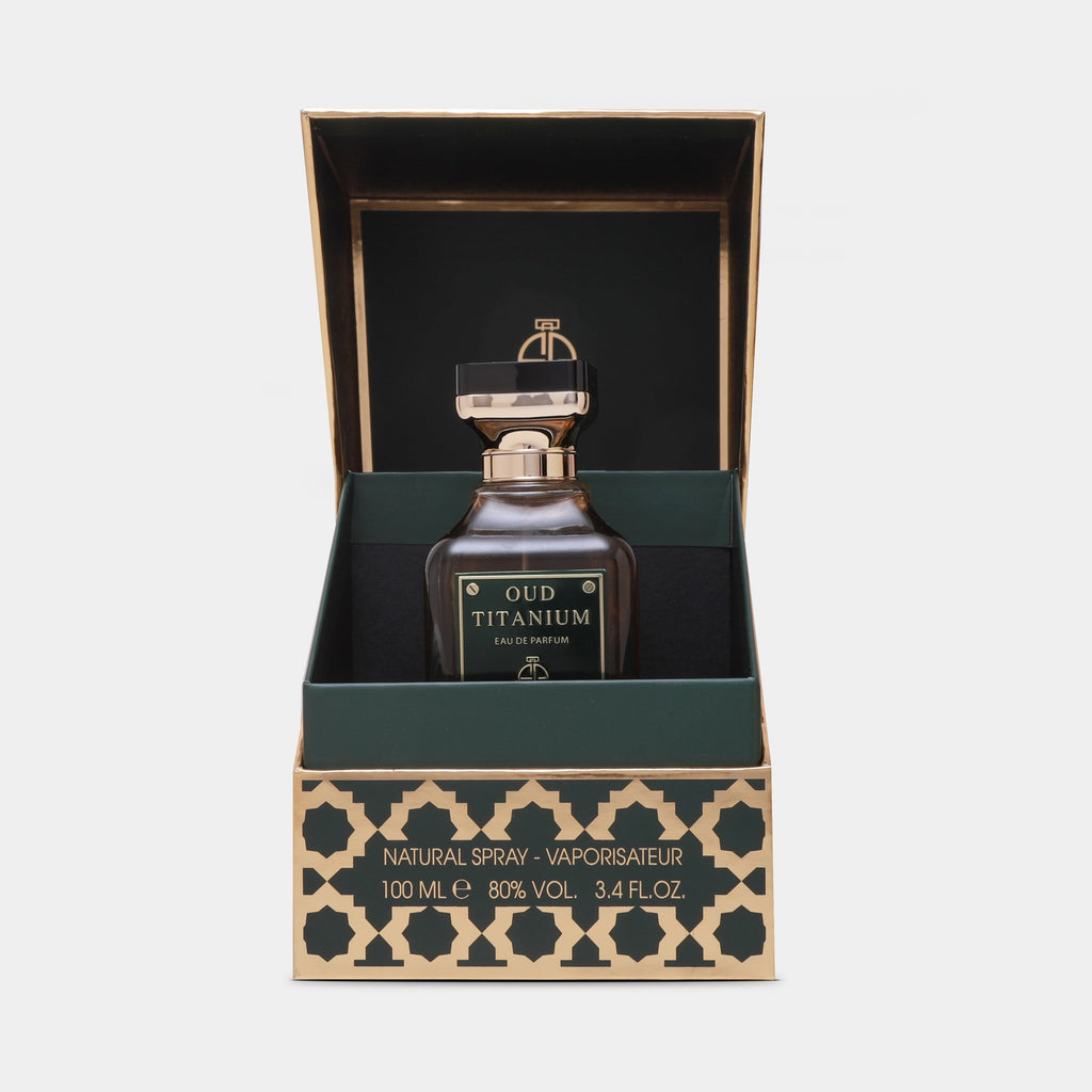 Essential Perfume Oud Titanium